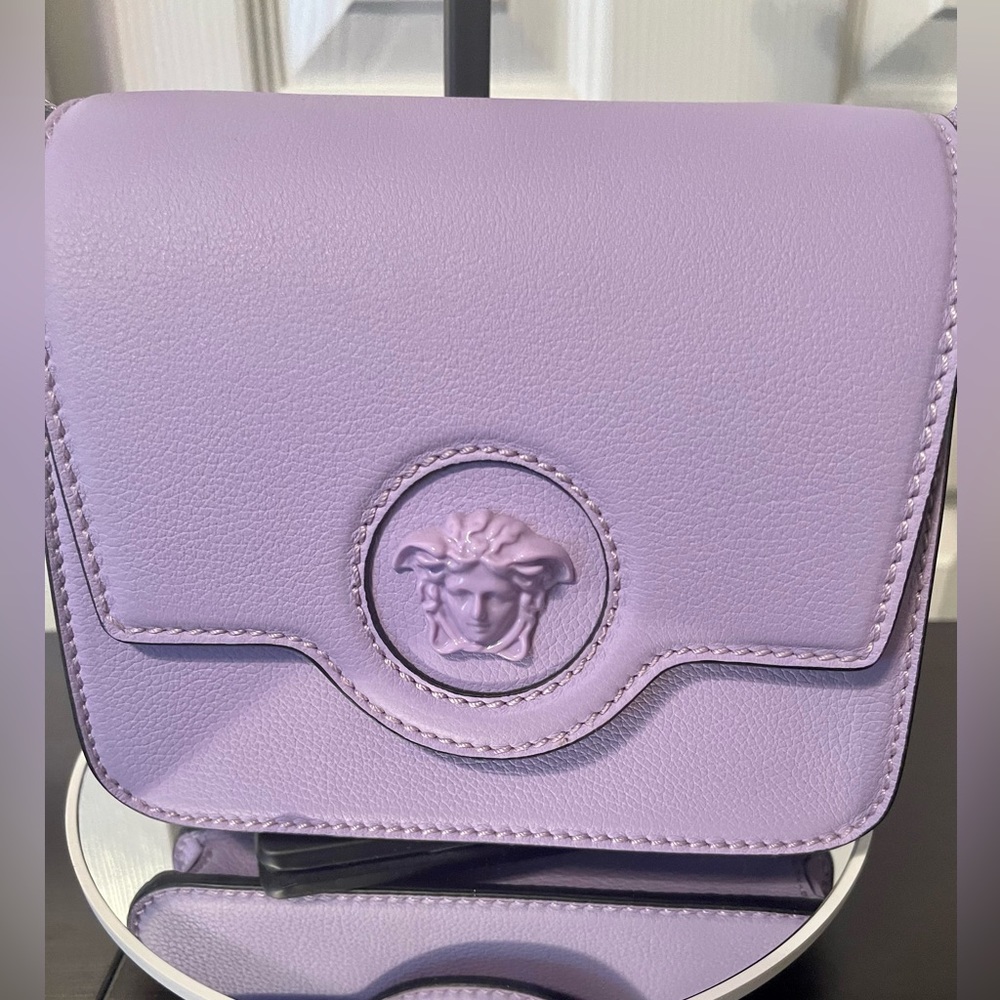 EUC Versace Unica Textured Leather Medusa Head Crossbody Shoulder Bag